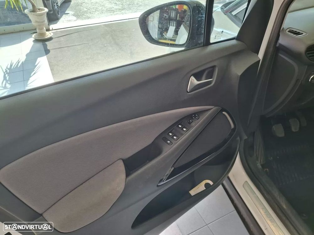 Opel Crossland X 1.2 T 120 Anos - 8