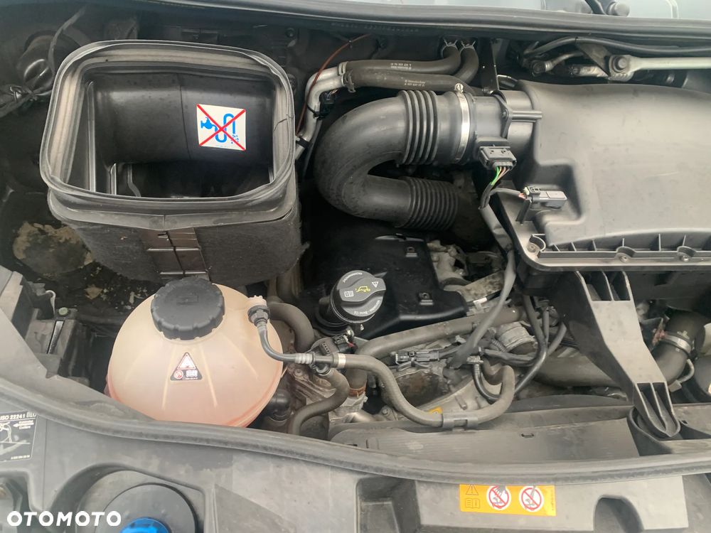 Mercedes-Benz Sprinter 907 - 9