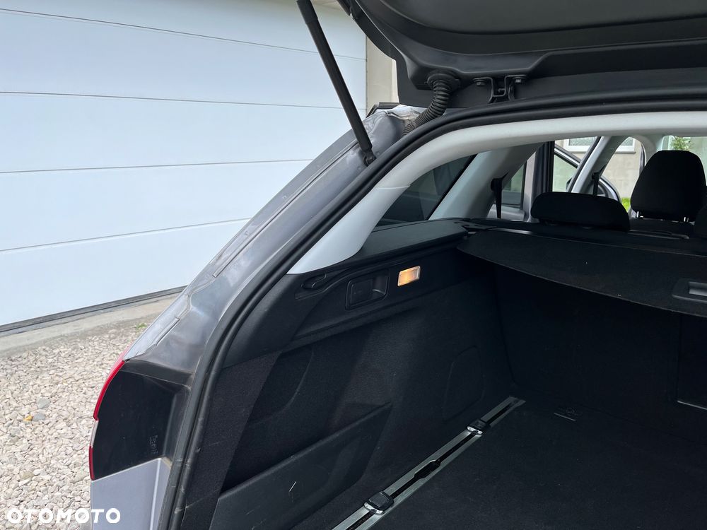 Peugeot 308 BlueHDi FAP 130 Stop & Start Allure Pack - 22