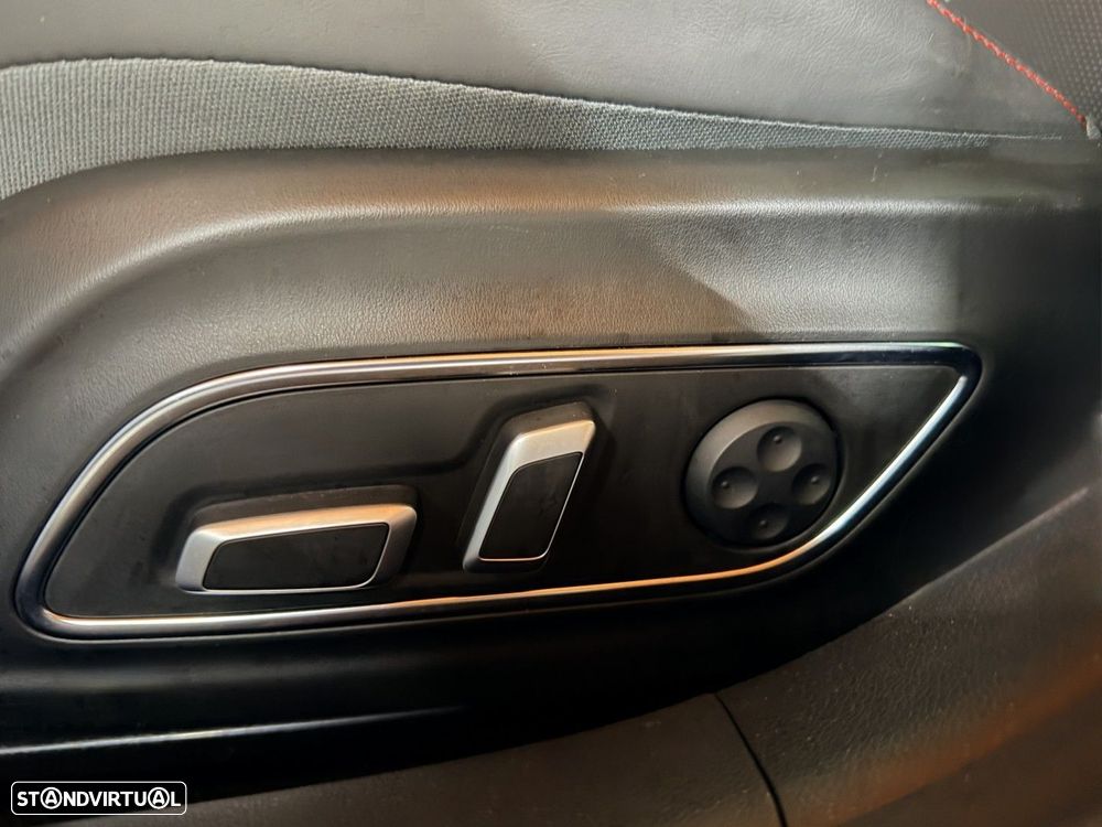 Xpeng P7i 86.2 kWh Long Range - 22