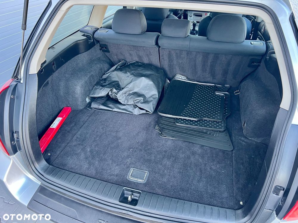 Subaru Outback - 12