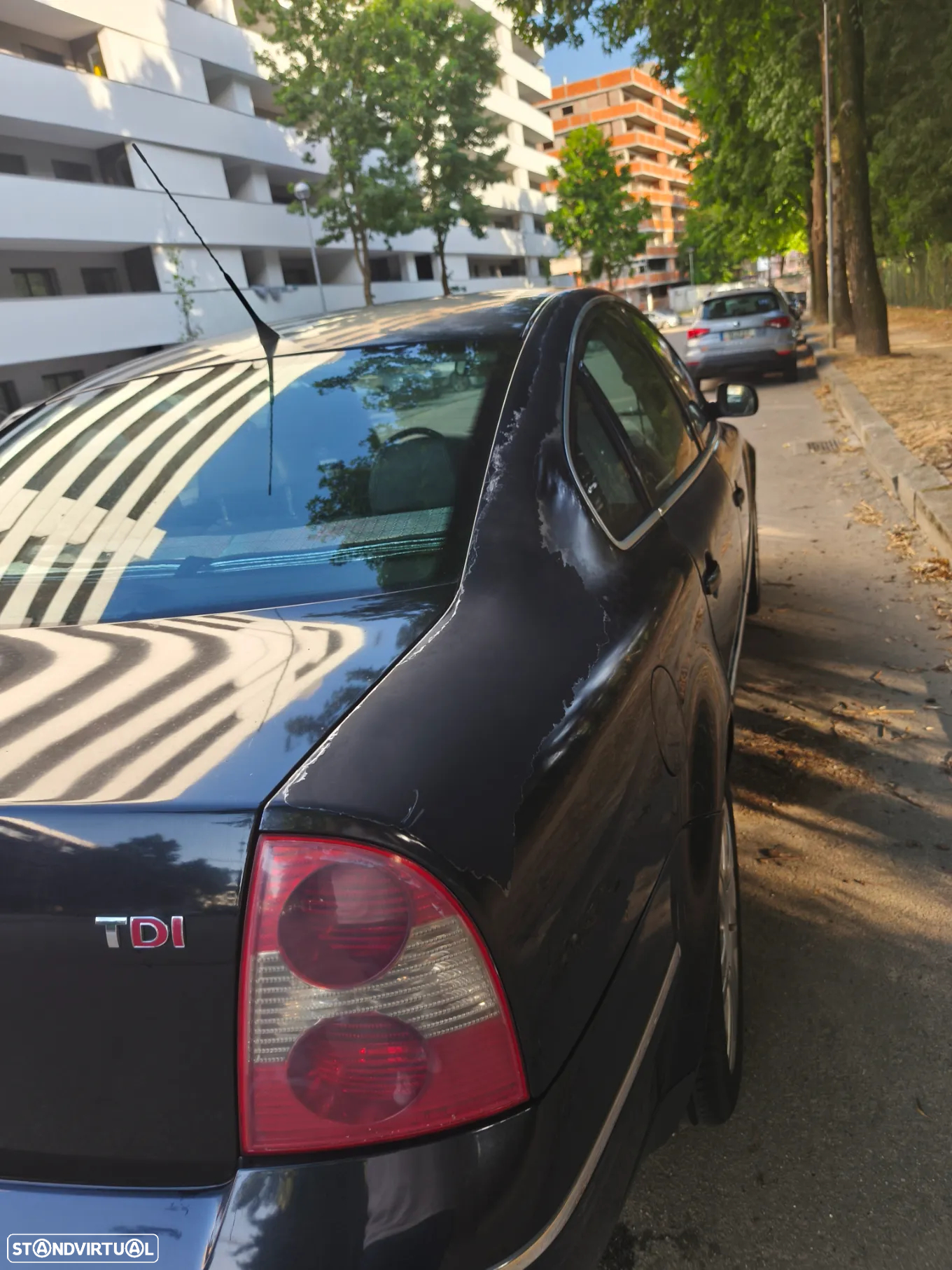 VW Passat 1.9 TDi Trendline - 6
