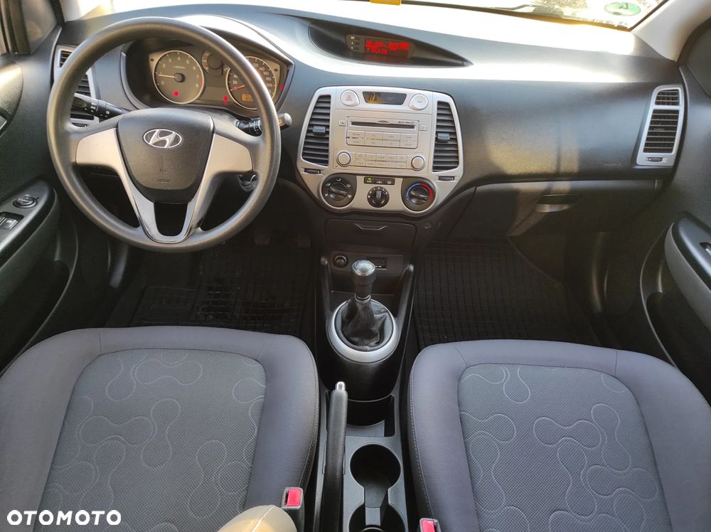 Hyundai i20 1.2 Comfort - 11