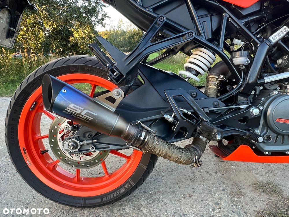 KTM RC 125 - 9