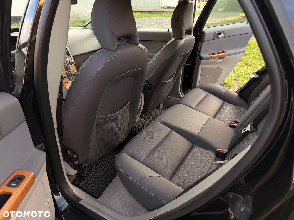 Volvo S40 1.8 Momentum - 14