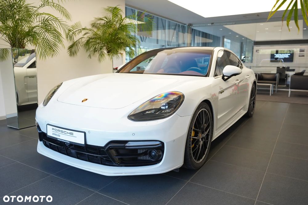 Porsche Panamera Turbo S e-Hybrid - 2