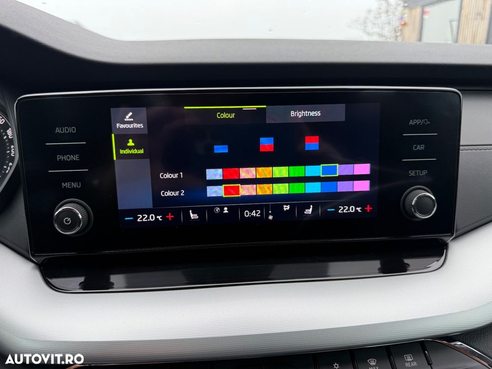 Skoda Octavia 2.0 TDI DSG Ambition - 36