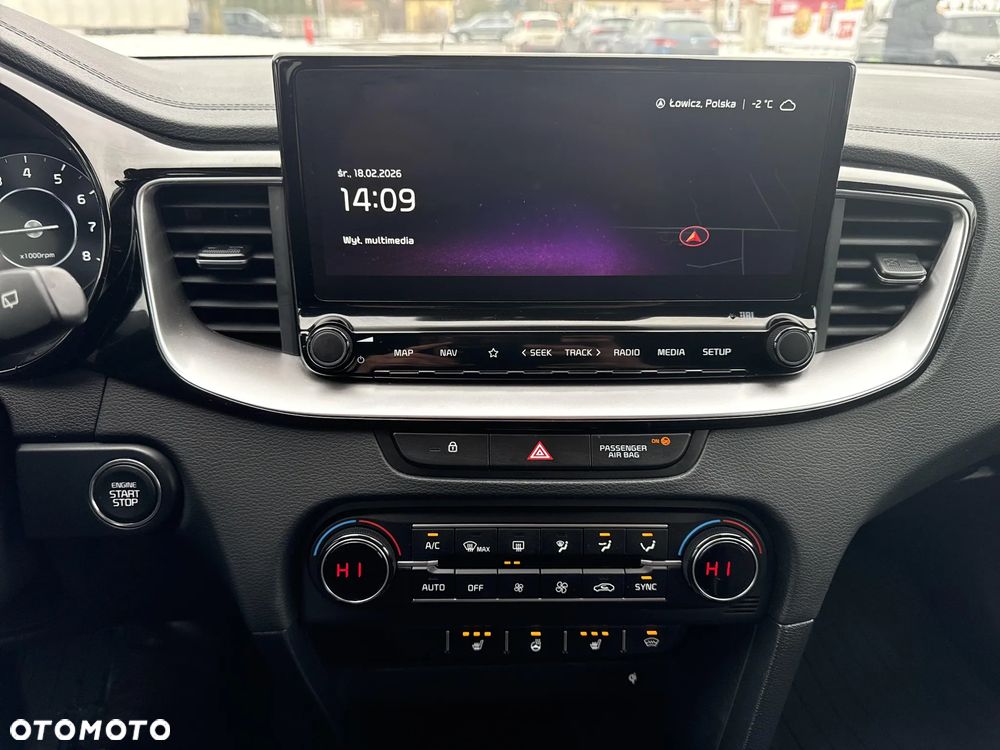 Kia XCeed 1.5 T-GDI Business Line DCT - 25