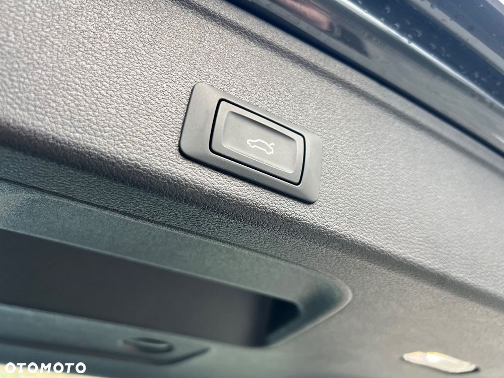 Audi A4 Avant 40 TDI quattro S tronic advanced - 29