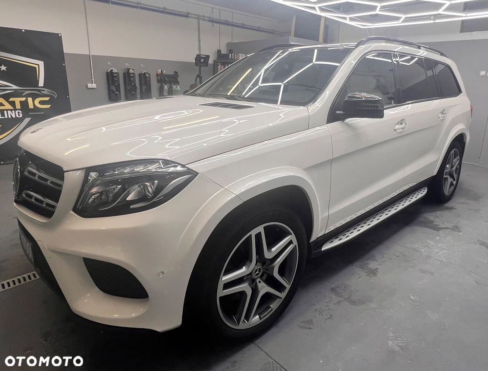 Mercedes-Benz GLS 350 d 4-Matic - 37