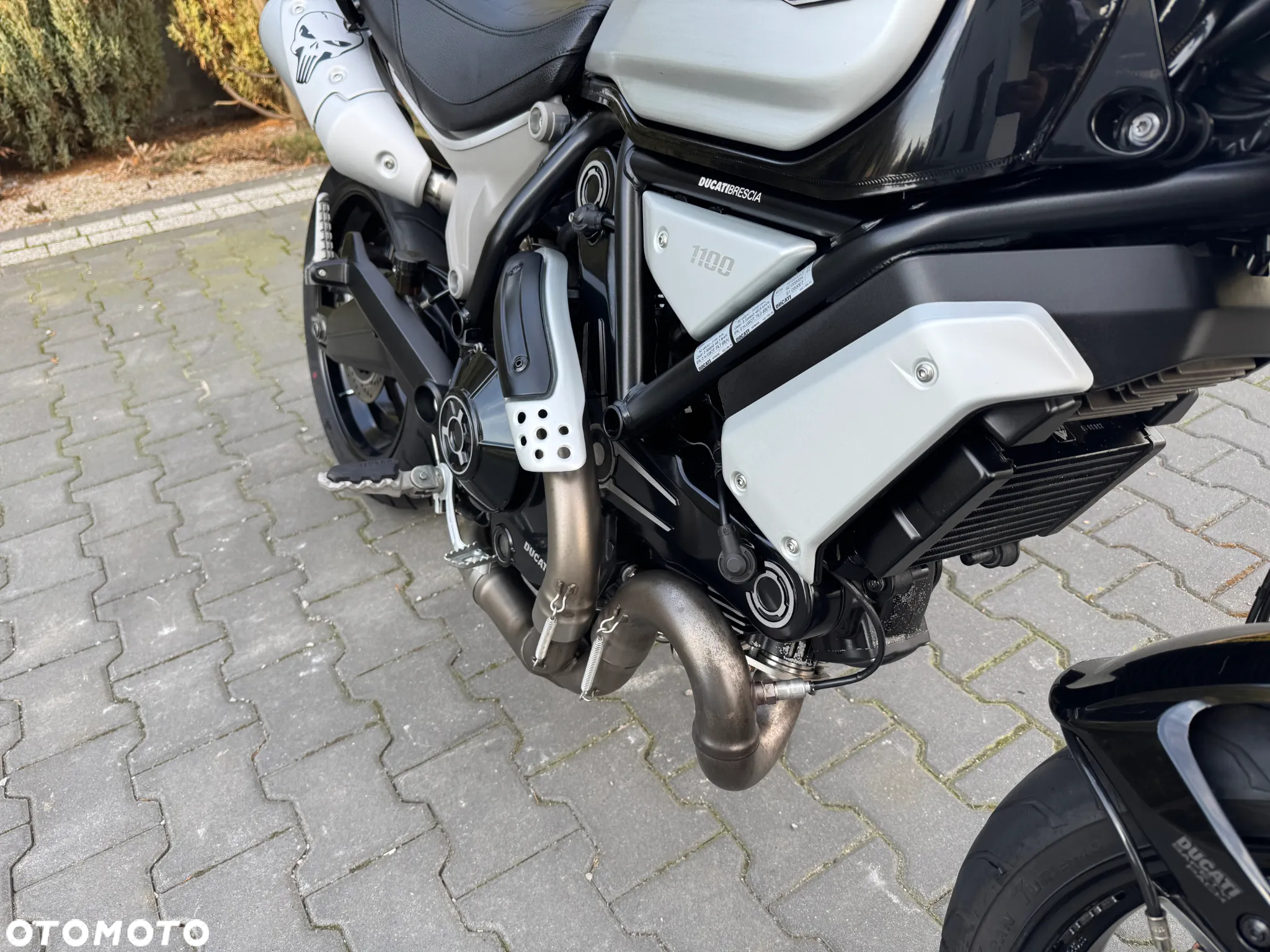 Ducati Scrambler - 12