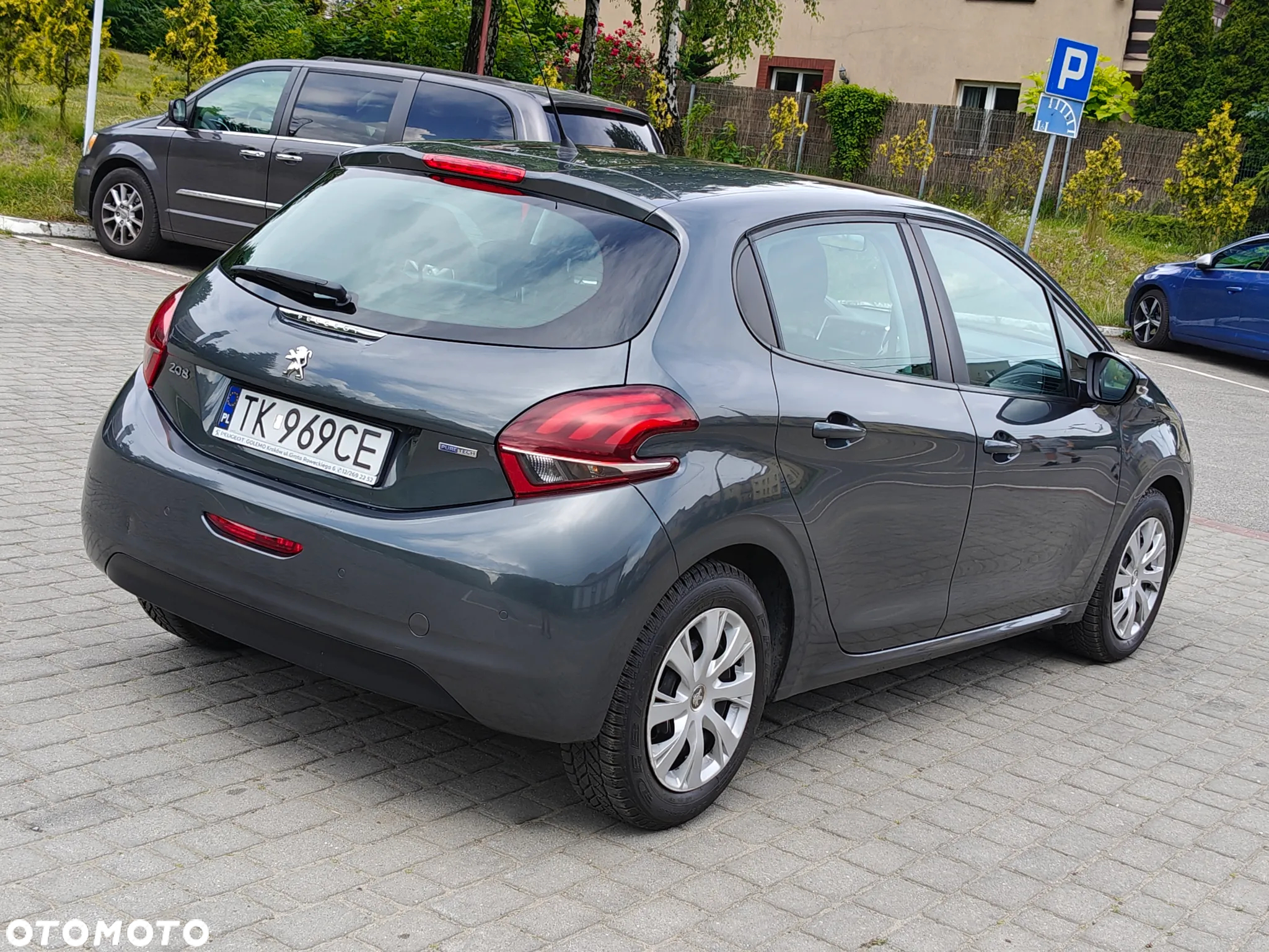 Peugeot 208 1.2 PureTech GPF Allure S&S - 10