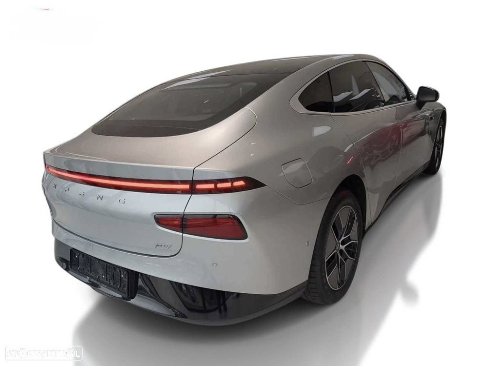 Xpeng P7i 86.2 kWh Long Range - 5