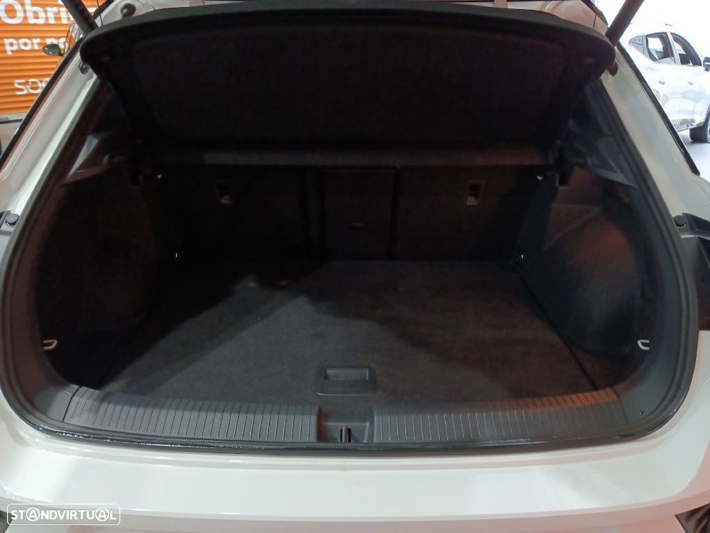 VW T-Roc 2.0 TDI R-Line DSG - 16