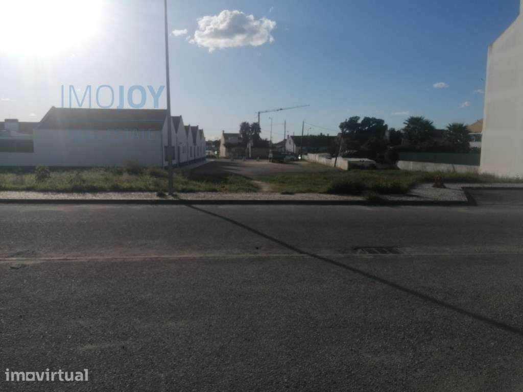 Terreno Urbano para Investimento em Pegões - Grande imagem: 4/25