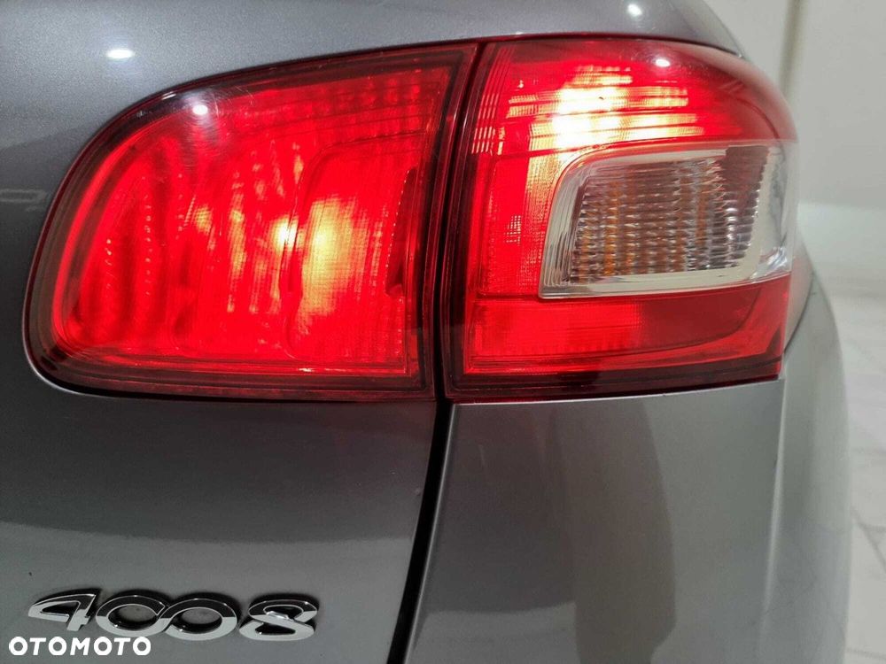 Peugeot 4008 - 33