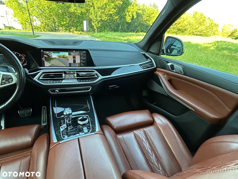 BMW X7 - 12