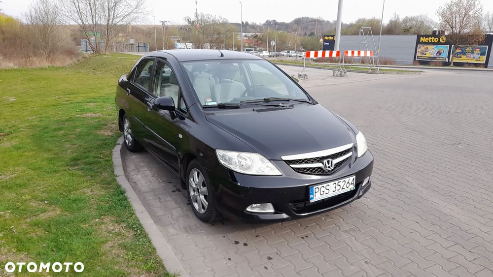 Honda City 1.4 Comfort - 1