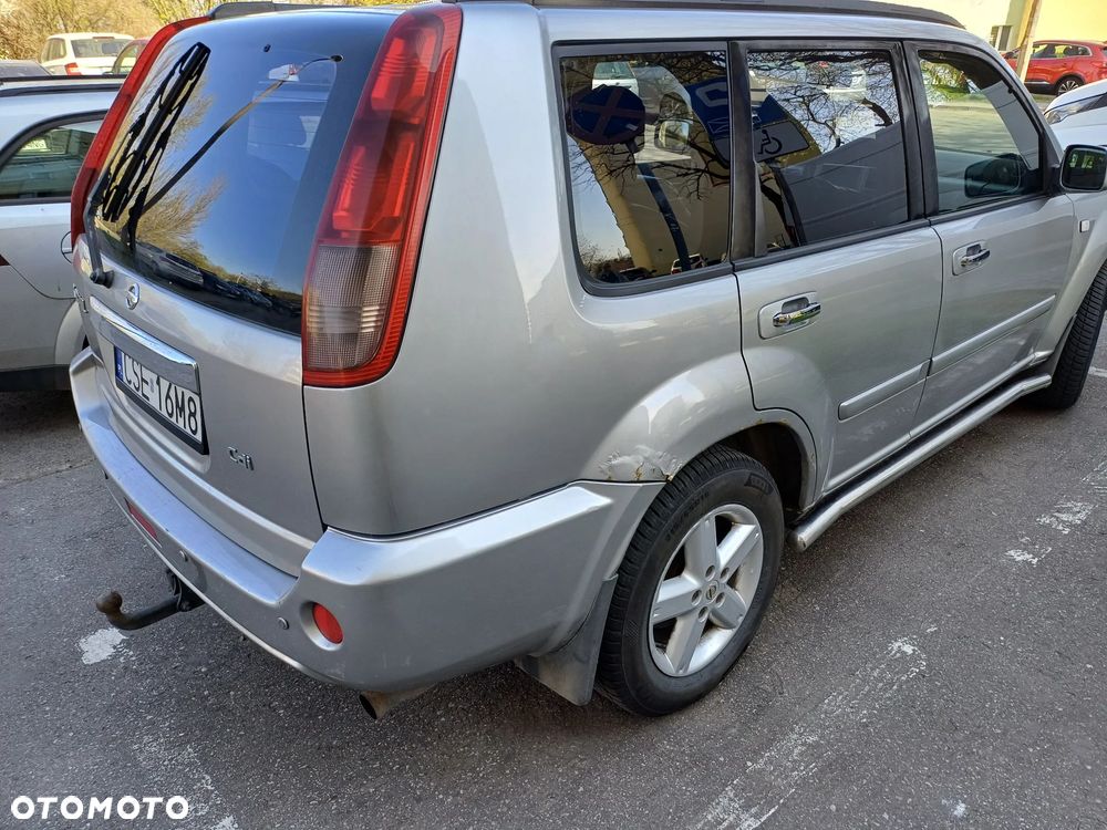 Nissan X-Trail 2.2 dCi Comfort - 6