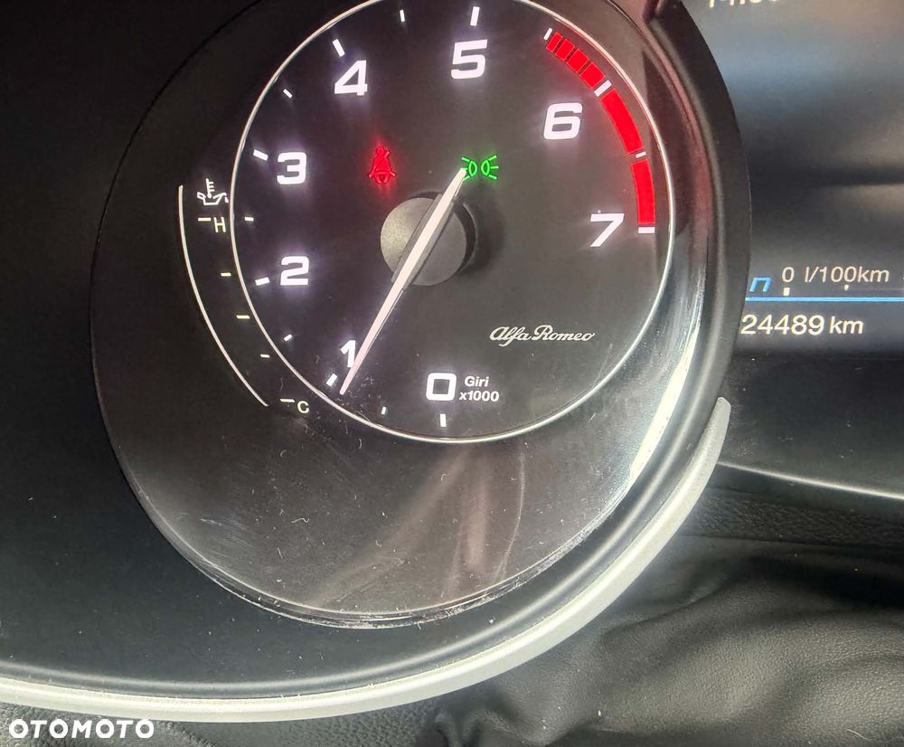 Alfa Romeo Stelvio 2022 photo 3
