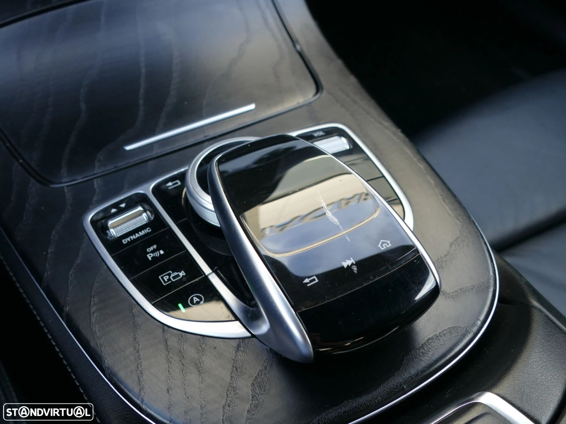 Mercedes-Benz E 220 d AMG Line - 22