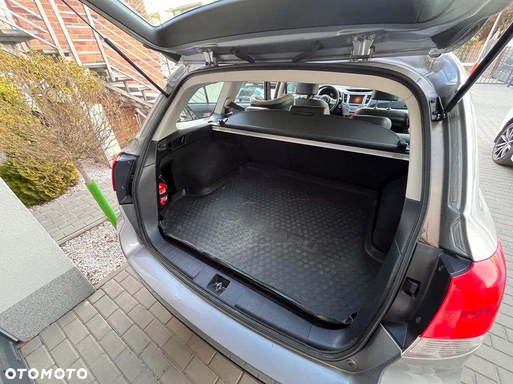Subaru Outback 2.5i Comfort Navi AT - 18