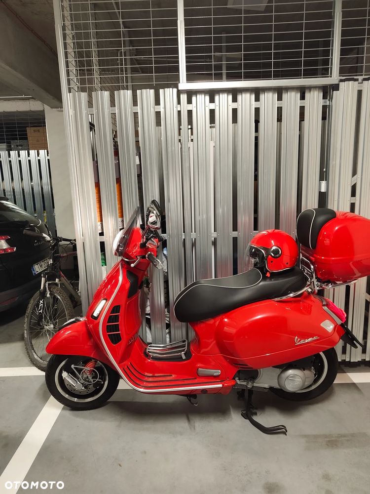 Vespa GTS - 4