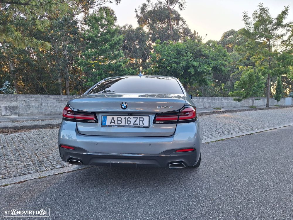 BMW 530 e Pack 50 anos M - 15