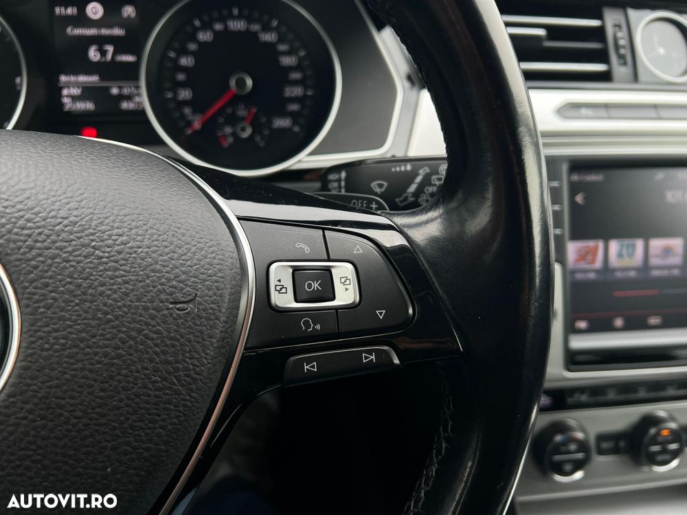 Volkswagen Passat 2.0 TDI DSG Comfortline - 18