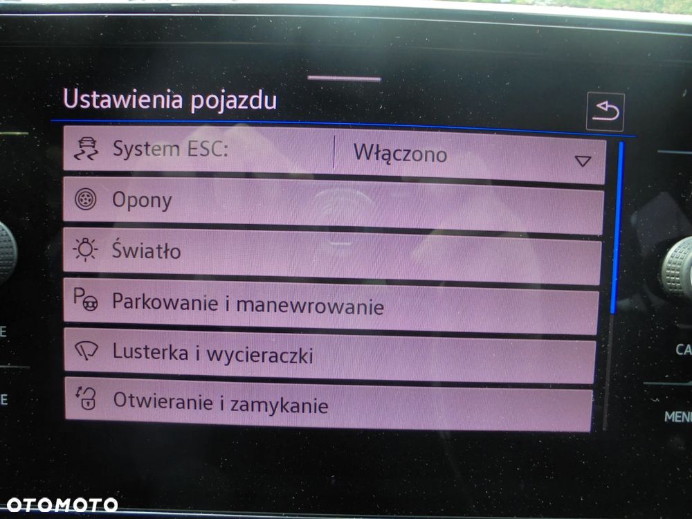 Volkswagen T-Roc 2.0 TDI SCR DSG Style - 41