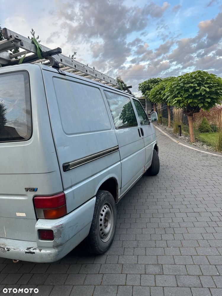 Volkswagen Transporter - 3