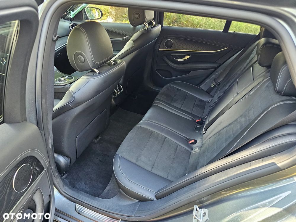 Mercedes-Benz Klasa E 200 d 9G-TRONIC - 25