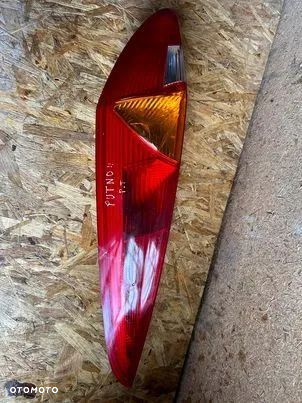FIAT GRANDE PUNTO II LAMPA PRAWY TYŁ 286202
