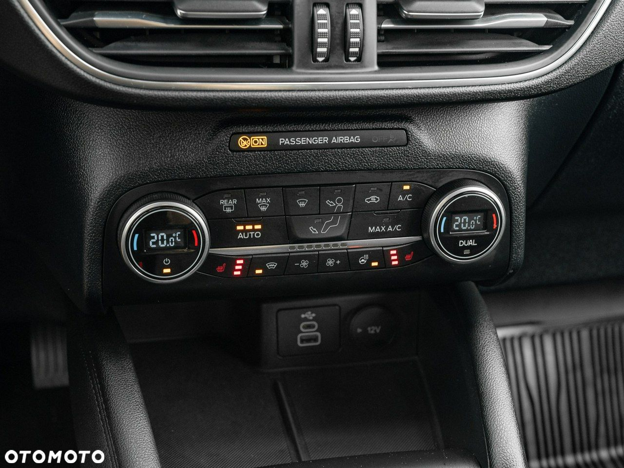 Ford Kuga 2.5 FHEV FWD Titanium - 20