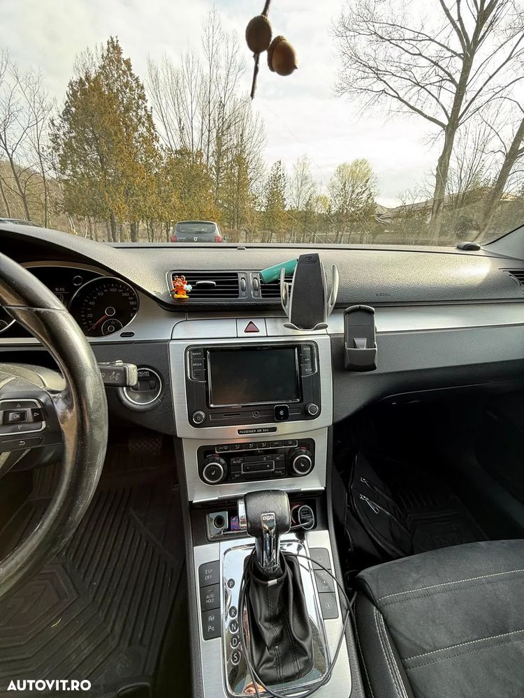 Volkswagen Passat 2.0TDI Trendline DPF DSG - 10