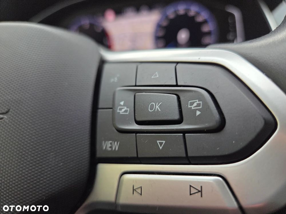 Volkswagen Passat 2.0 TDI EVO Elegance DSG - 22