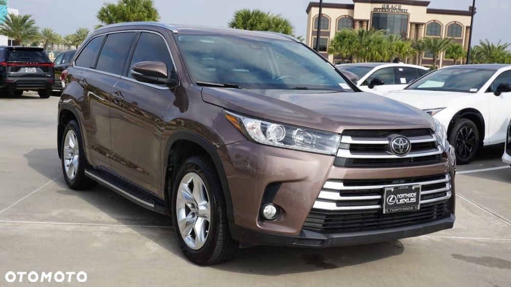Toyota Highlander - 2