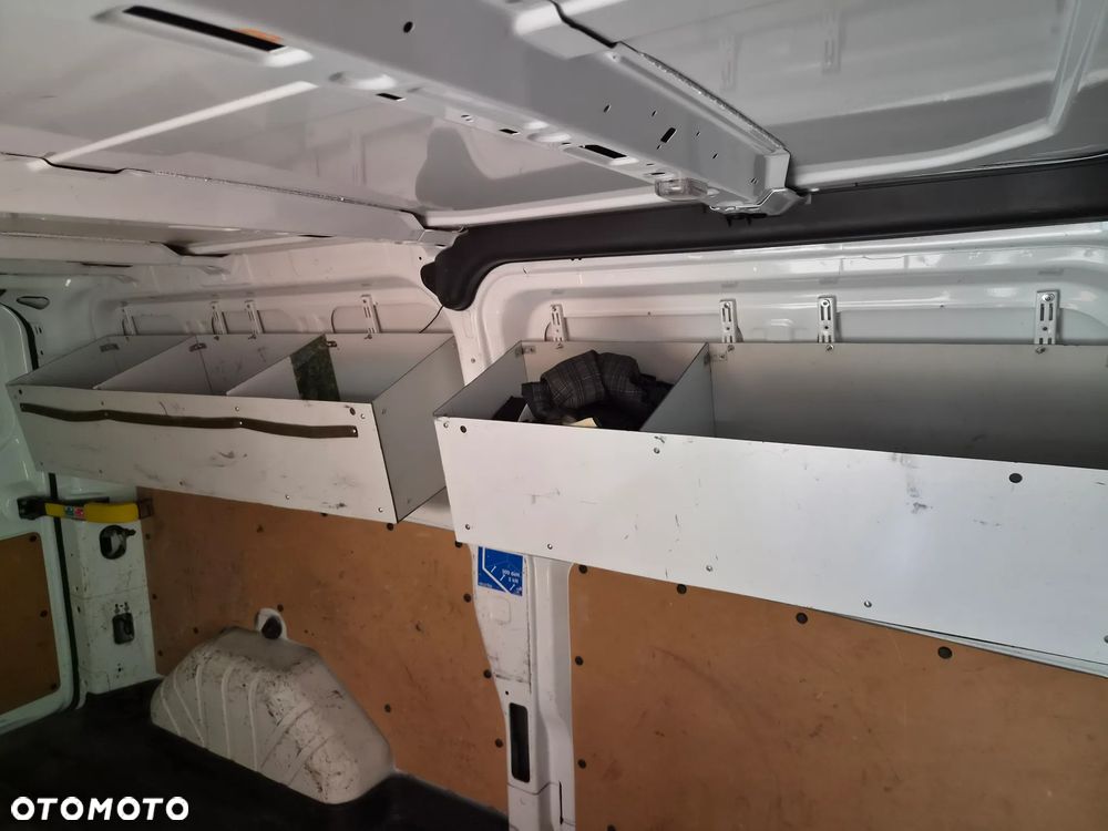 Ford Transit Custom - 14