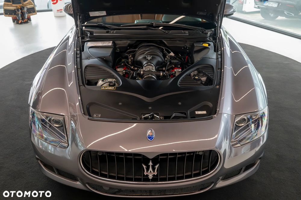 Maserati Quattroporte S - 4