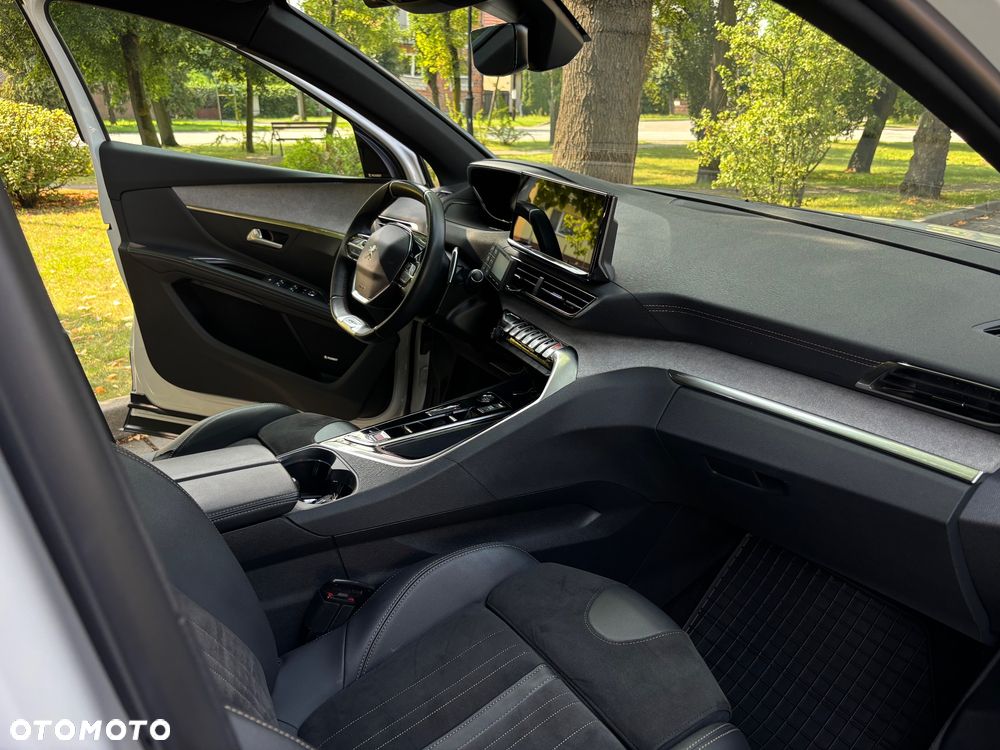Peugeot 5008 1.5 BlueHDi GT S&S EAT8 - 24