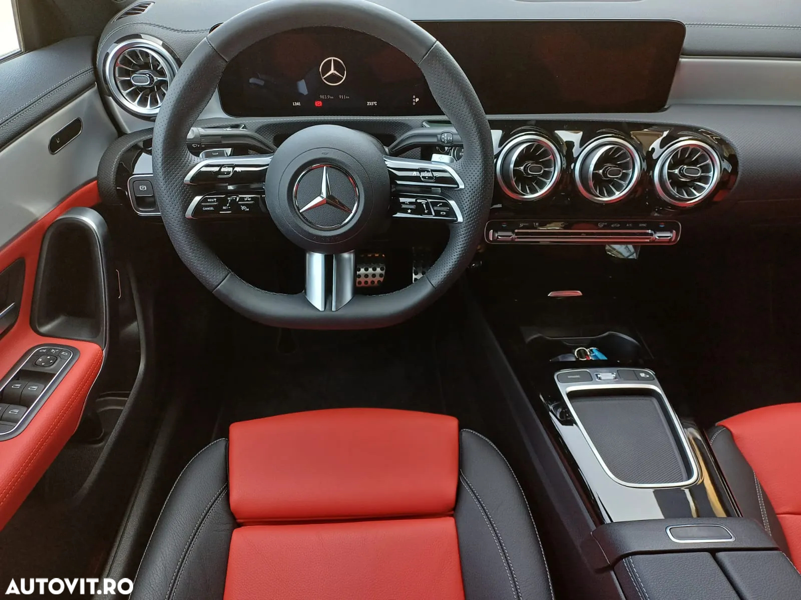 Mercedes-Benz CLA 250 MHEV 4MATIC Coupe - 13