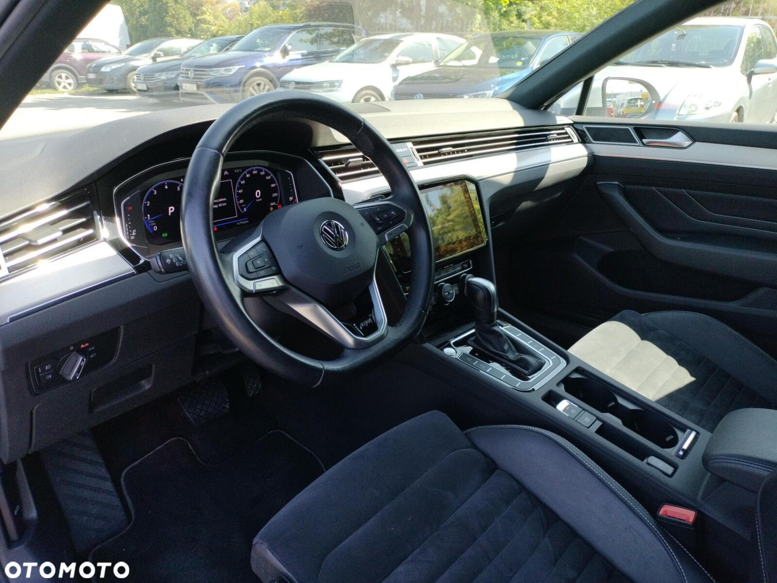 Volkswagen Passat 2.0 TSI Elegance DSG - 9
