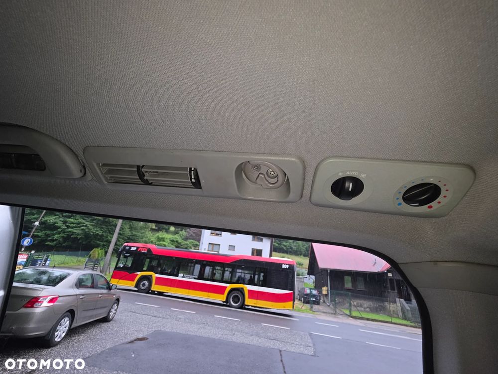 Mercedes-Benz Viano 3.0 CDI lang Automatik X-CLUSIVE DPF - 13
