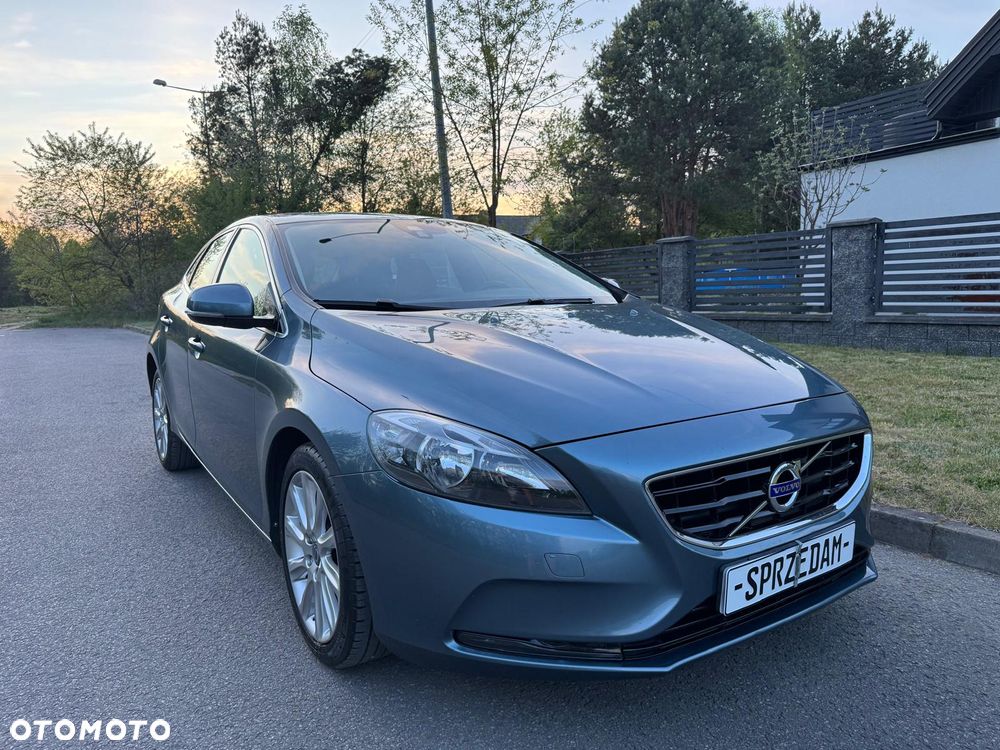 Volvo V40 D2 Summum - 3