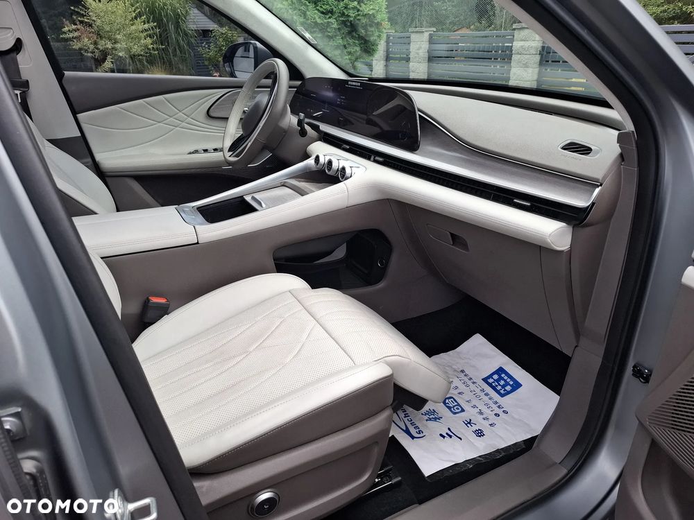 Omoda 9 1.5 Super Hybrid Exclusive AWD - 14