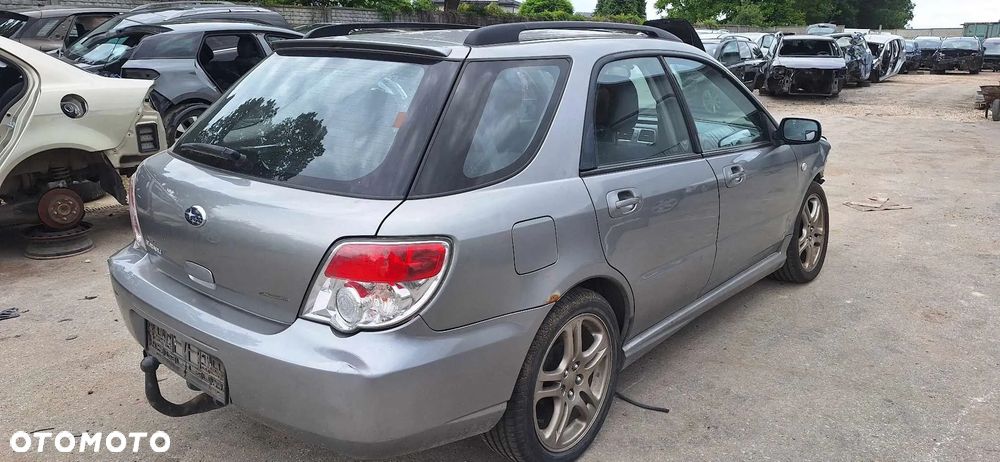 SUBARU IMPREZA II lift 1,5 101KM chłodnica klimatyzacji - 3
