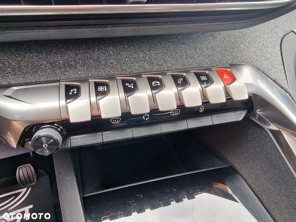 Peugeot 3008 PureTech 130 Stop & Start GPF Active - 16