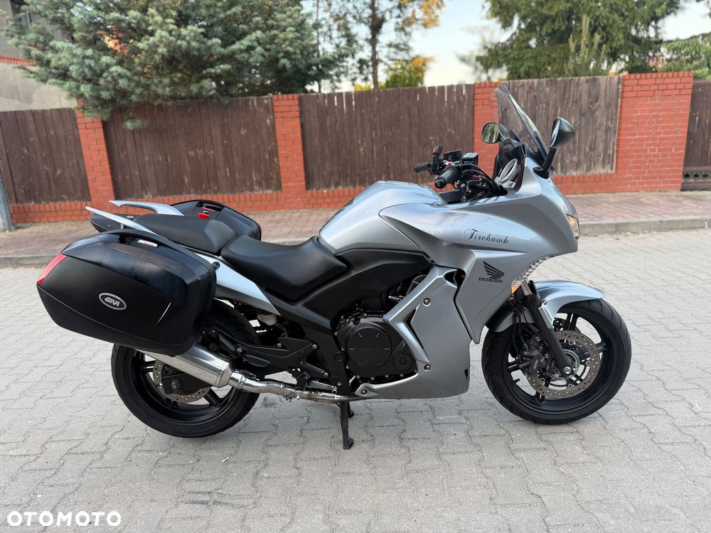 Honda CBF - 6
