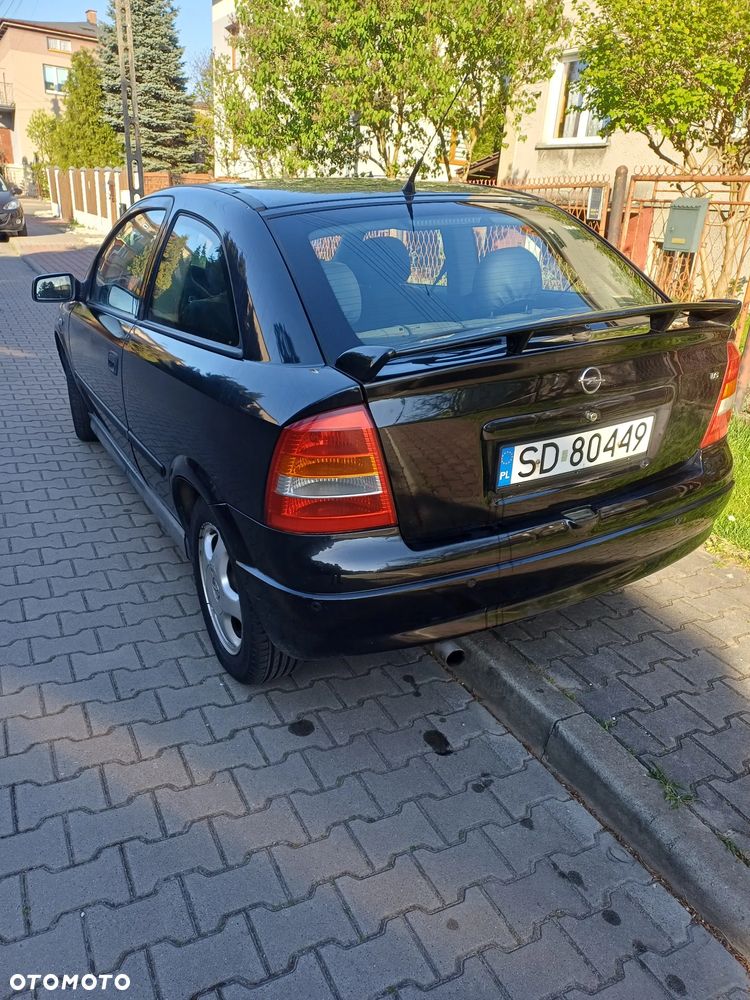 Opel Astra 1.6 - 1