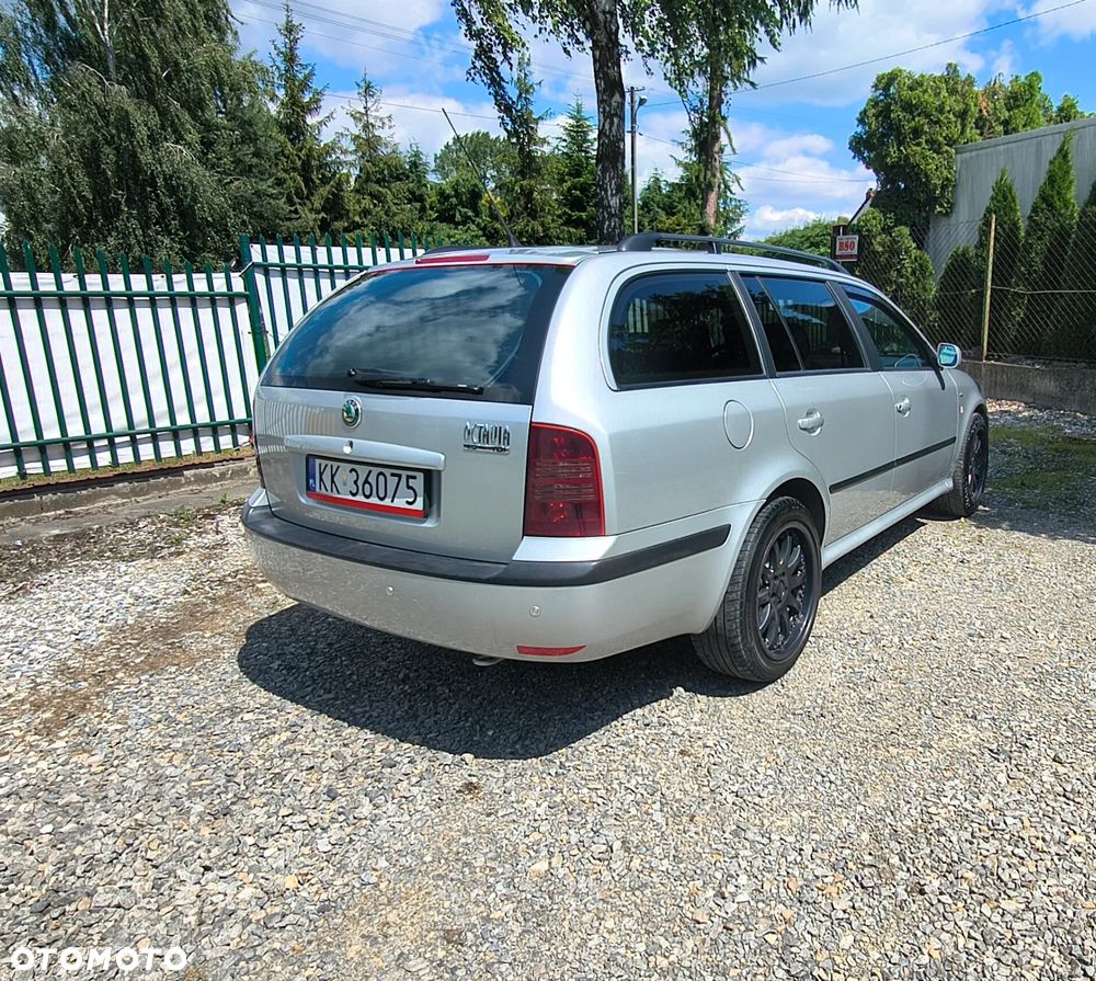 Skoda Octavia 1.9 TDI Tour - 8